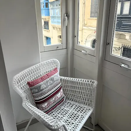 Maltese Coastal Escape * Sliema