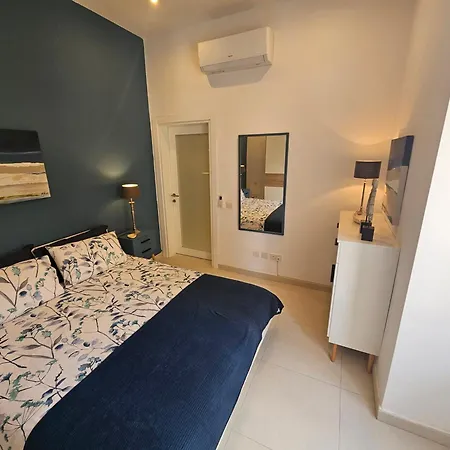 Lejlighed Maltese Coastal Escape Sliema