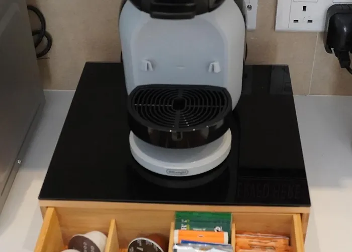 Maltese Coastal Escape * Слима