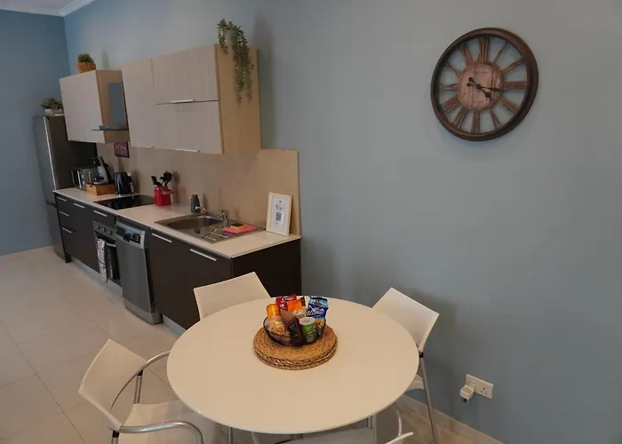 Apartament Maltese Coastal Escape *